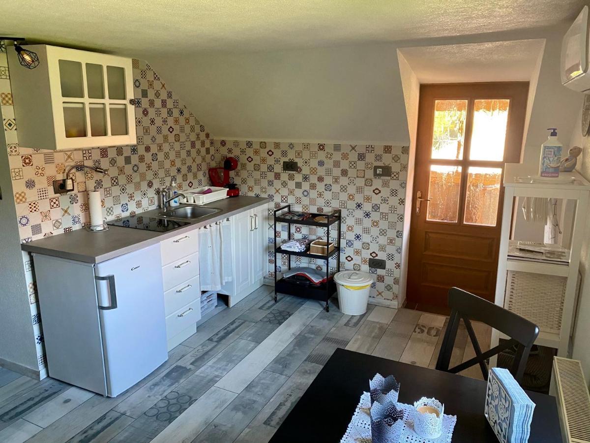 Apartma Obrh Шмарєске-Топлице Екстер'єр фото